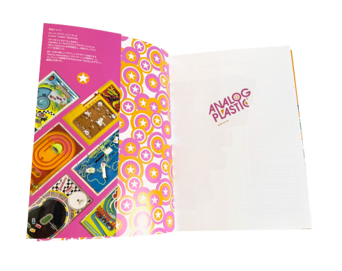 Pocketmate Maniacs – Analog Plastic book